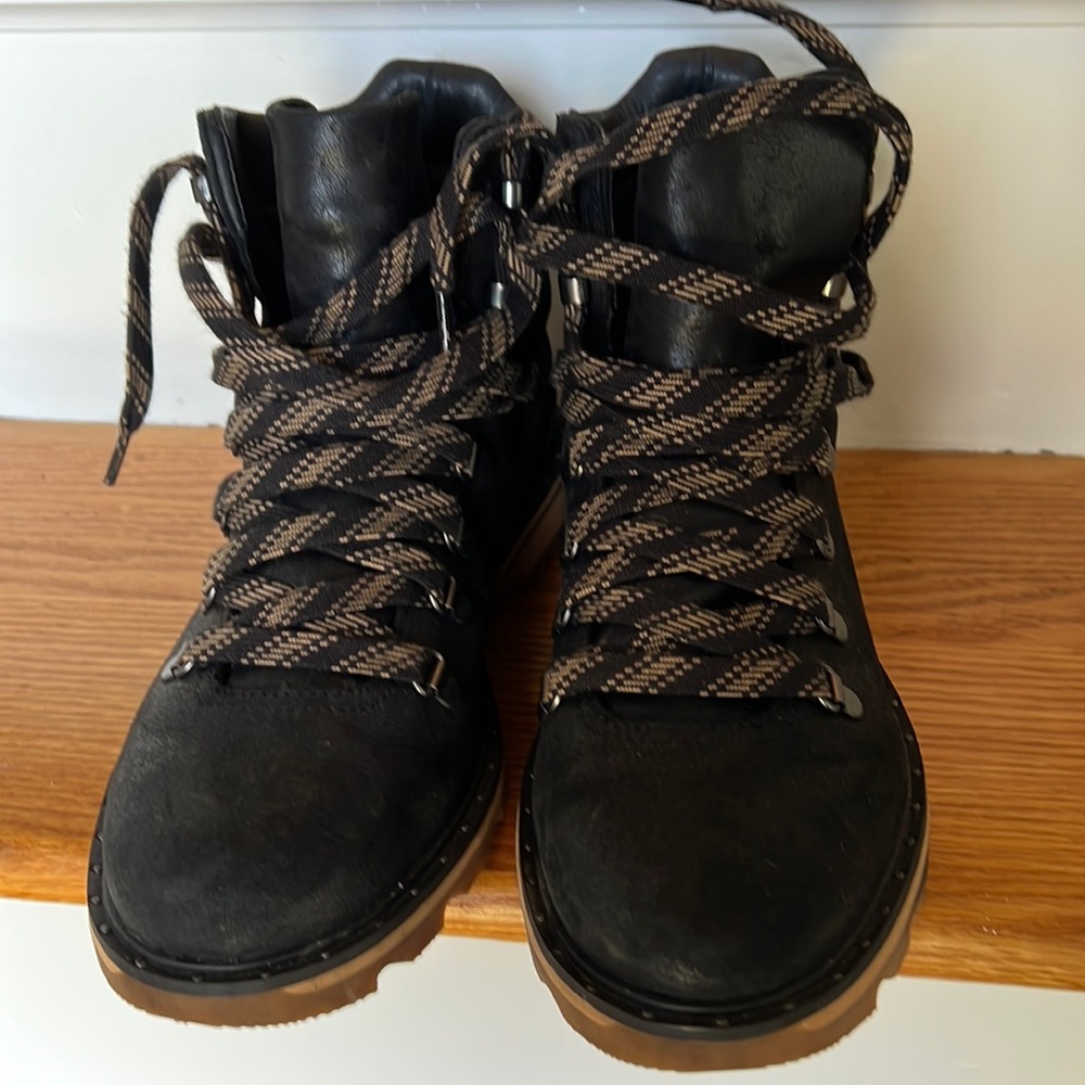 Women’s Sorel Black Lace Up Winter Boot